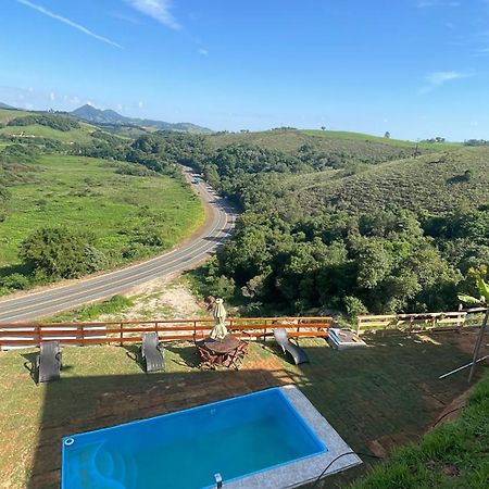 Chacrinha Pousada E Restaurante Chale Tucano Caldas  Bagian luar foto